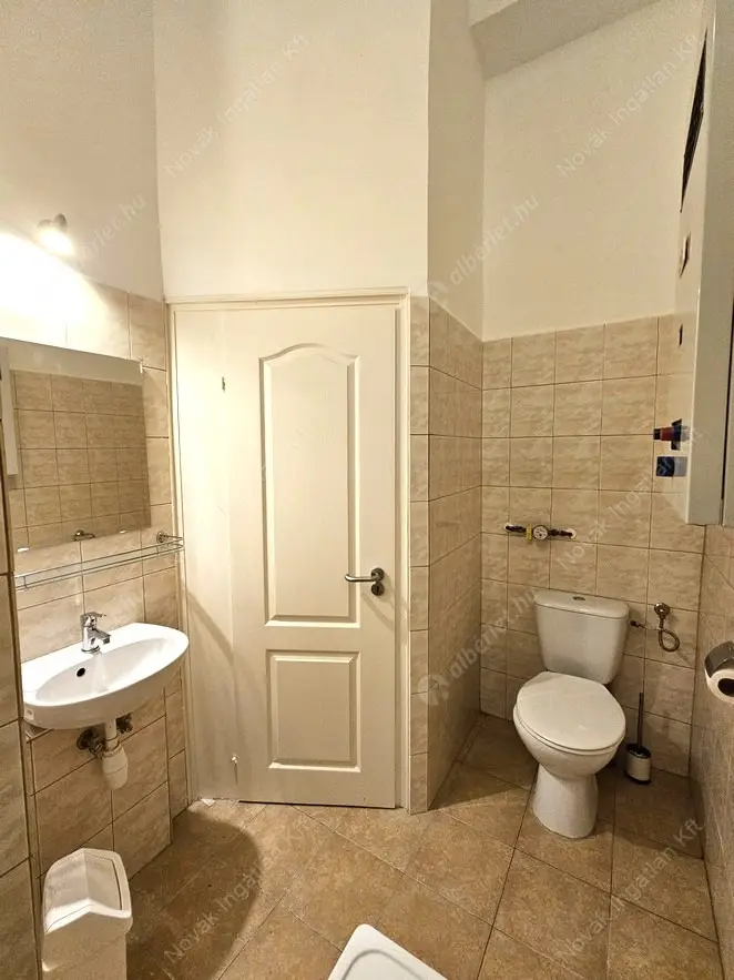 Kiadó albérlet 220000 Ft/hó áron: Budapest, XII. kerület  Hajnóczy József utca. Mérete: 44 nm, 2 szobás | Alberlet.hu - 6603936