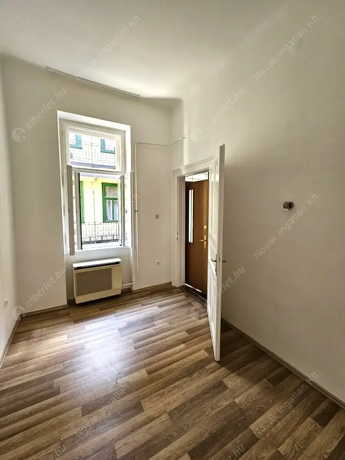 Kiadó albérlet 220000 Ft/hó áron: Budapest, XII. kerület  Hajnóczy József utca. Mérete: 44 nm, 2 szobás | Alberlet.hu - 6603938