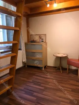 Kiadó albérlet 290000 Ft/hó áron: Budapest, XII. kerület  Hajnóczy József utca. Mérete: 78 nm, 3 szobás | Alberlet.hu - 6698053