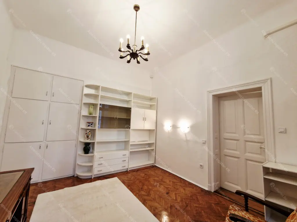 Kiadó albérlet 350000 Ft/hó áron: Budapest, XII. kerület  Hajnóczy József utca. Mérete: 83 nm, 3 szobás | Alberlet.hu - 6678698