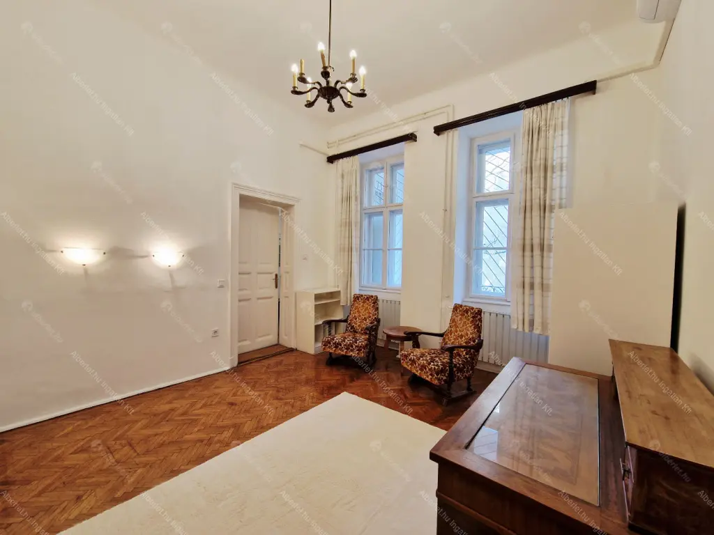 Kiadó albérlet 350000 Ft/hó áron: Budapest, XII. kerület  Hajnóczy József utca. Mérete: 83 nm, 3 szobás | Alberlet.hu - 6678701