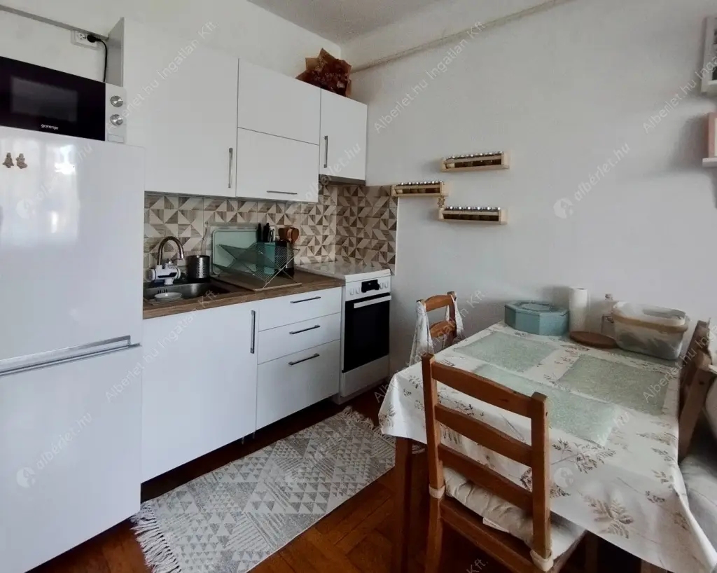 Kiadó albérlet 238000 Ft/hó áron: Budapest, XII. kerület  Hegyalja út. Mérete: 46 nm, 1 szobás | Alberlet.hu - 6587492