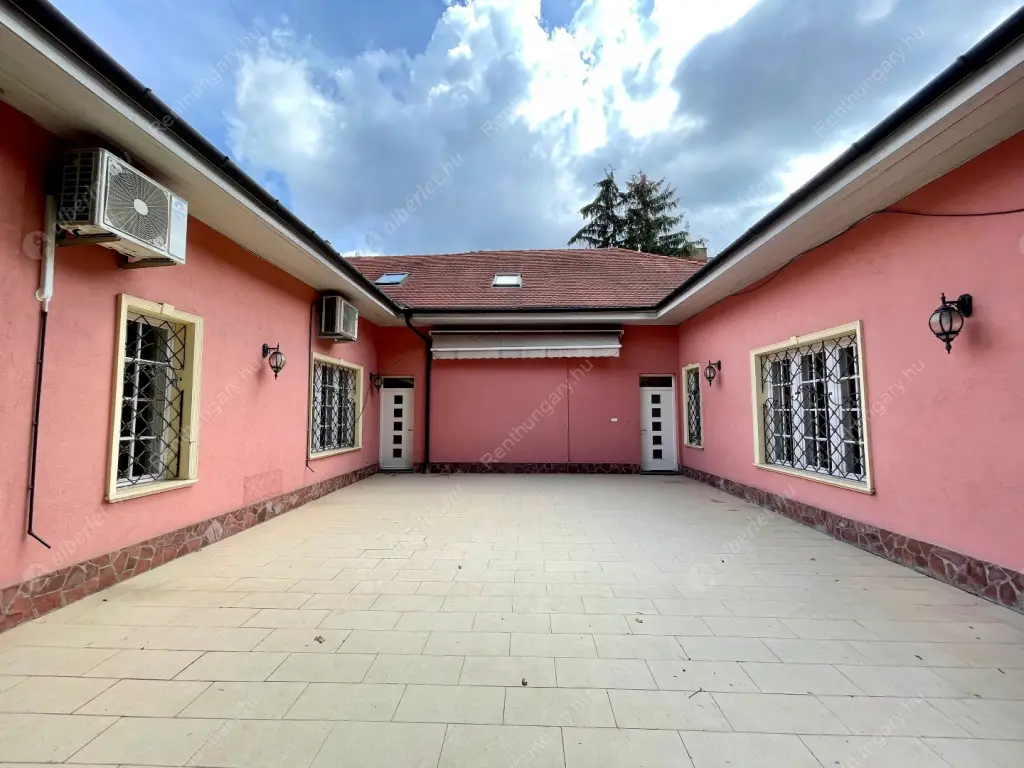 Kiadó albérlet 2696000 Ft/hó áron: Budapest, XII. kerület  Hegyalja út. Mérete: 491 nm, 11 szobás | Alberlet.hu - 6596649