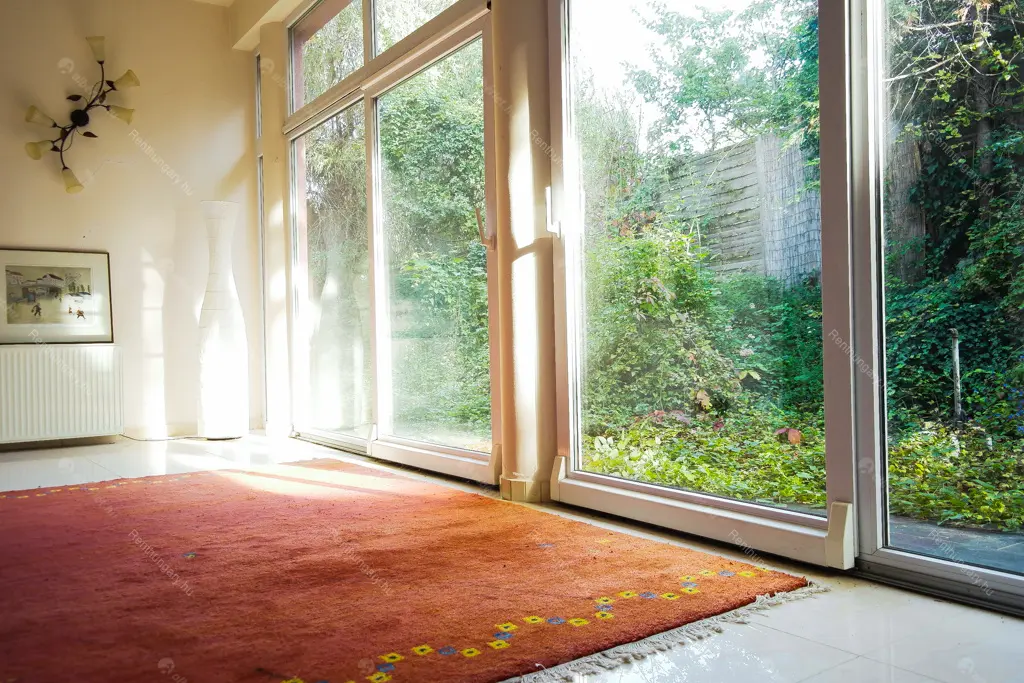 Kiadó albérlet 2507000 Ft/hó áron: Budapest, XII. kerület  Hegyalja út. Mérete: 491 nm, 11 szobás | Alberlet.hu - 6665908