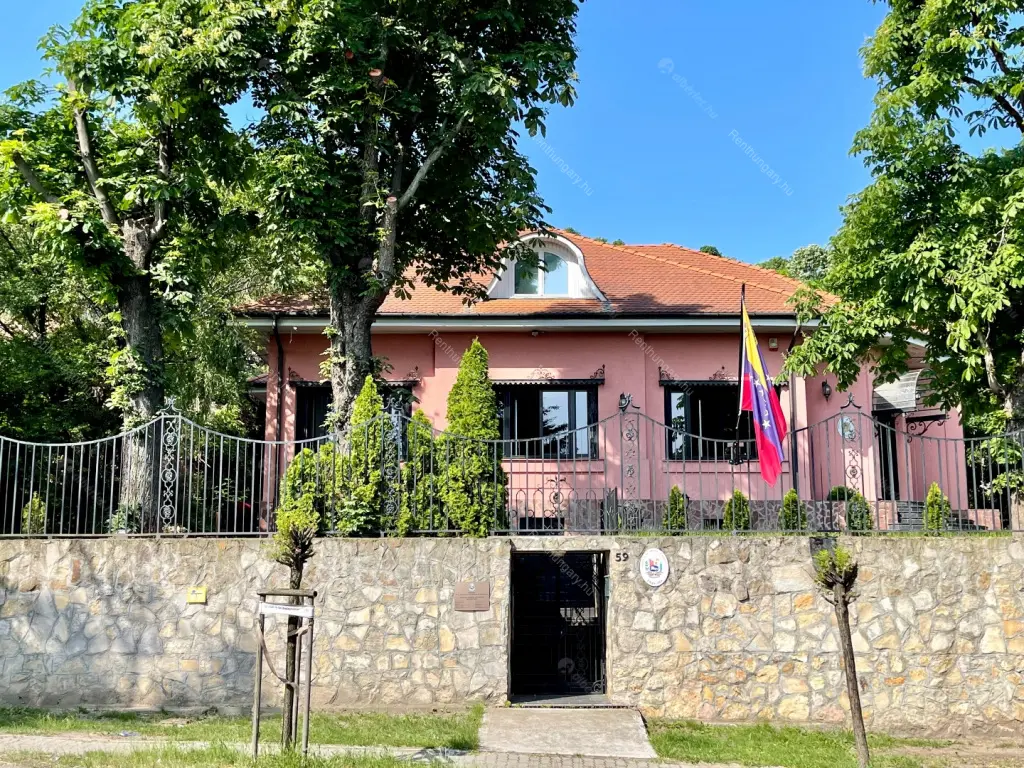 Kiadó albérlet 2507000 Ft/hó áron: Budapest, XII. kerület  Hegyalja út. Mérete: 491 nm, 11 szobás | Alberlet.hu - 6665919