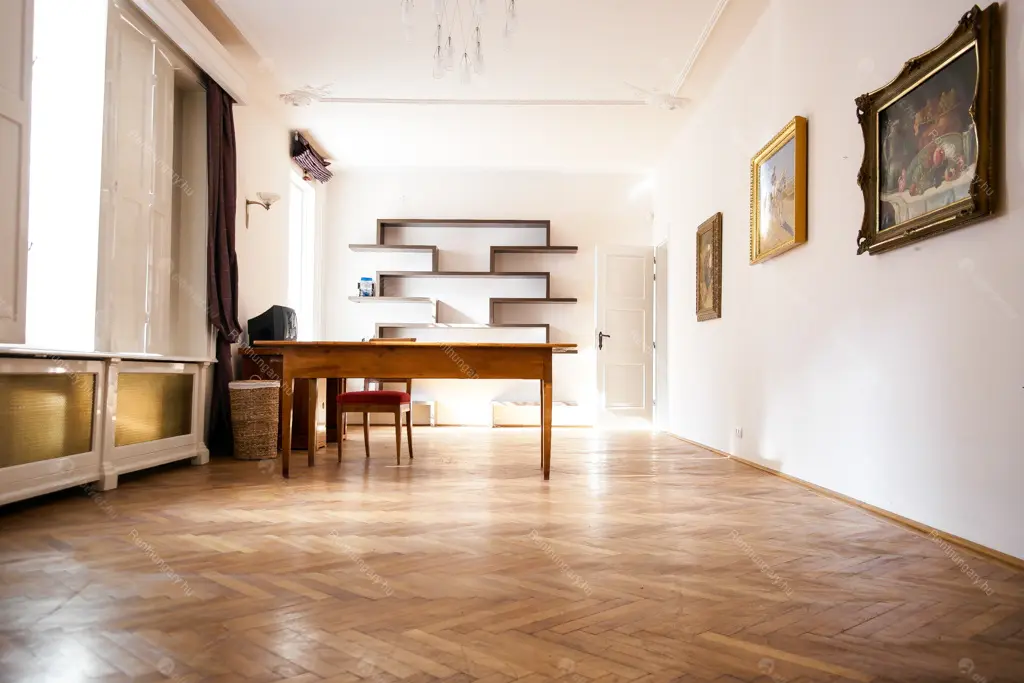 Kiadó albérlet 2733000 Ft/hó áron: Budapest, XII. kerület  Hegyalja út. Mérete: 491 nm, 11 szobás | Alberlet.hu - 6701661