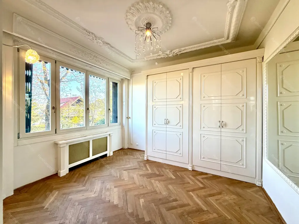 Kiadó albérlet 2733000 Ft/hó áron: Budapest, XII. kerület  Hegyalja út. Mérete: 491 nm, 11 szobás | Alberlet.hu - 6701663