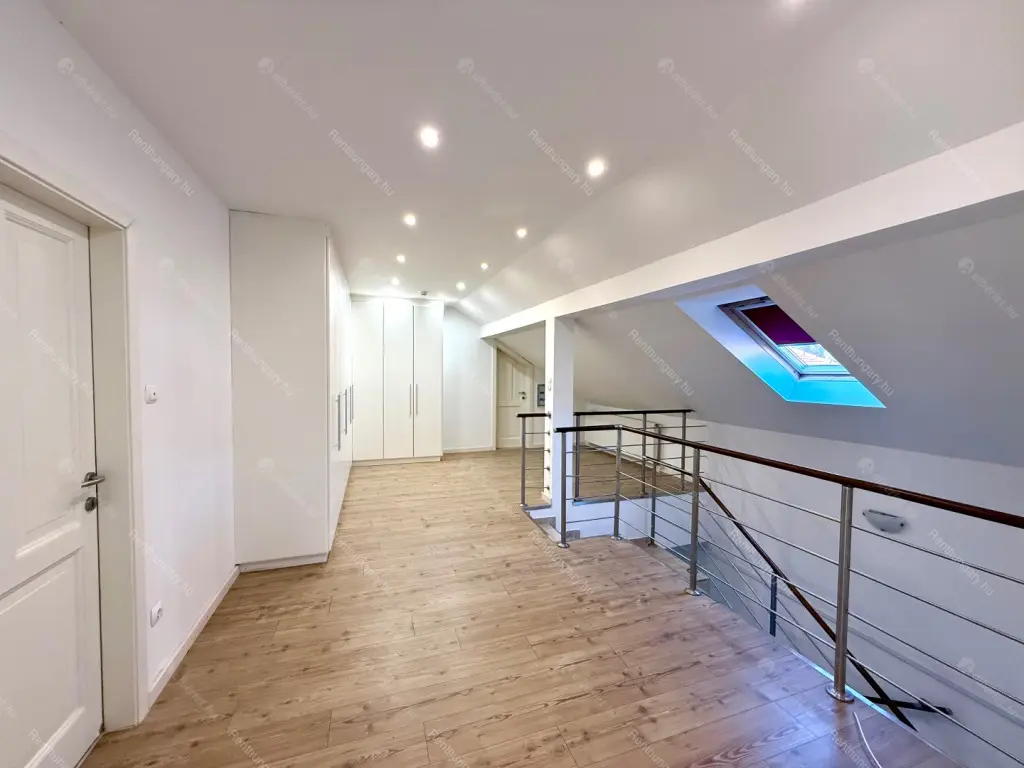 Kiadó albérlet 2733000 Ft/hó áron: Budapest, XII. kerület  Hegyalja út. Mérete: 491 nm, 11 szobás | Alberlet.hu - 6701669