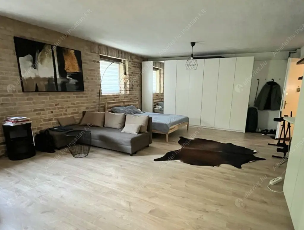 Kiadó albérlet 269000 Ft/hó áron: Budapest, XII. kerület  Istenhegyi út. Mérete: 45 nm, 1 szobás | Alberlet.hu - 6604809