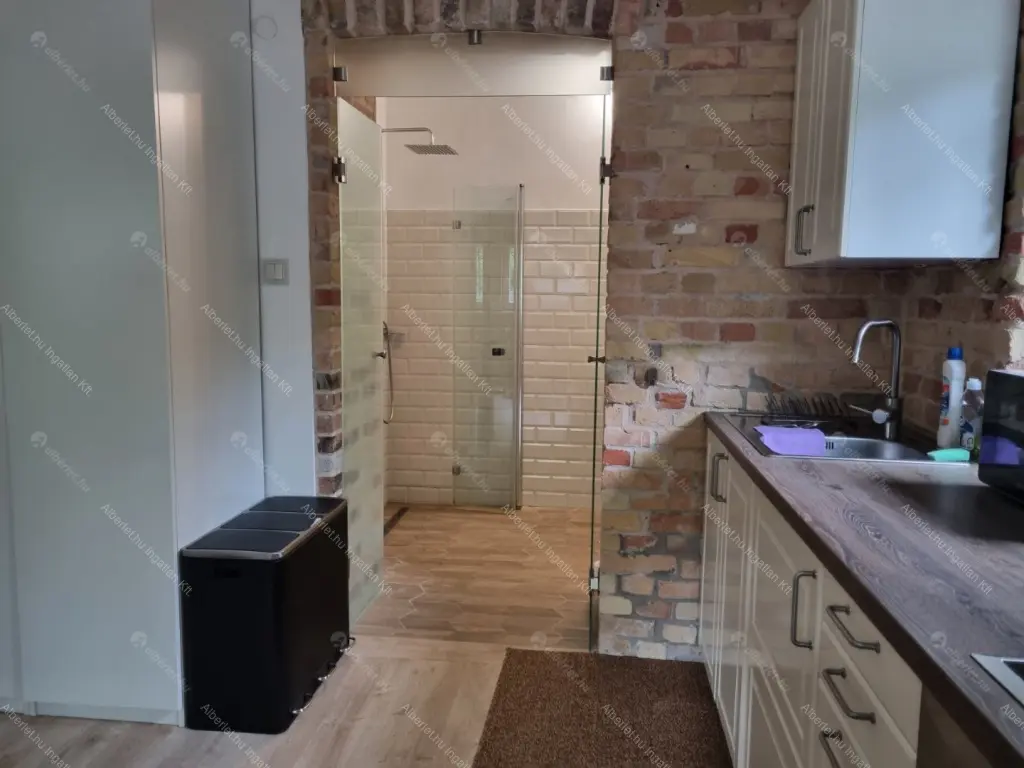 Kiadó albérlet 269000 Ft/hó áron: Budapest, XII. kerület  Istenhegyi út. Mérete: 45 nm, 1 szobás | Alberlet.hu - 6656090