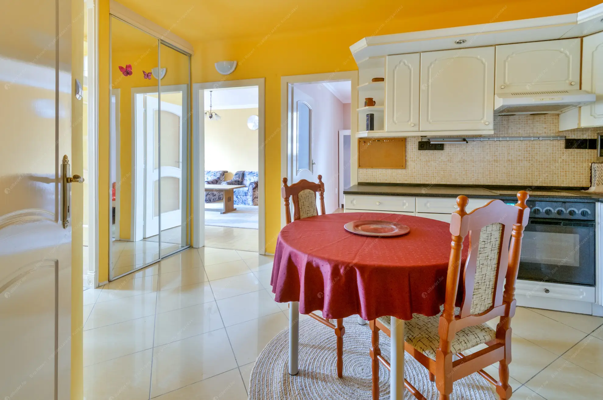 Kiadó albérlet 300000 Ft/hó áron: Budapest, XII. kerület  Kakukk út. Mérete: 66 nm, 2 szobás | Alberlet.hu - 6594094