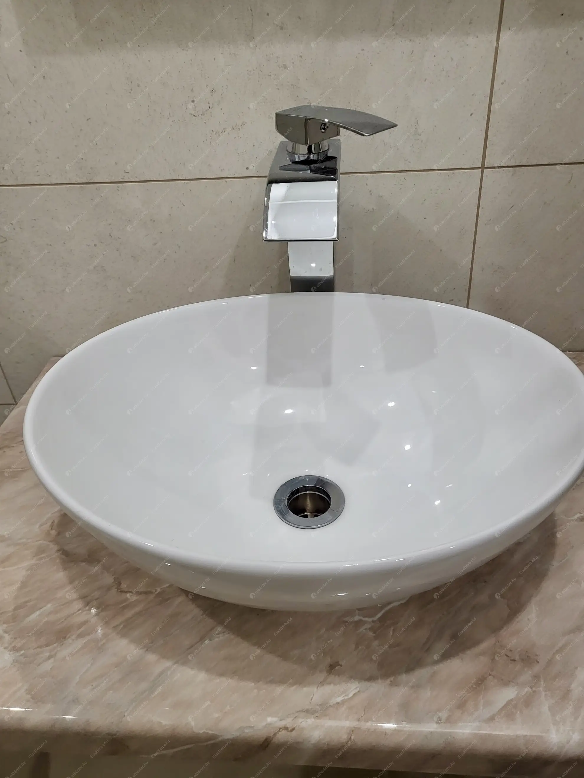 Kiadó albérlet 260000 Ft/hó áron: Budapest, XII. kerület  Királyhágó tér. Mérete: 36 nm, 1 szobás | Alberlet.hu - 6608984