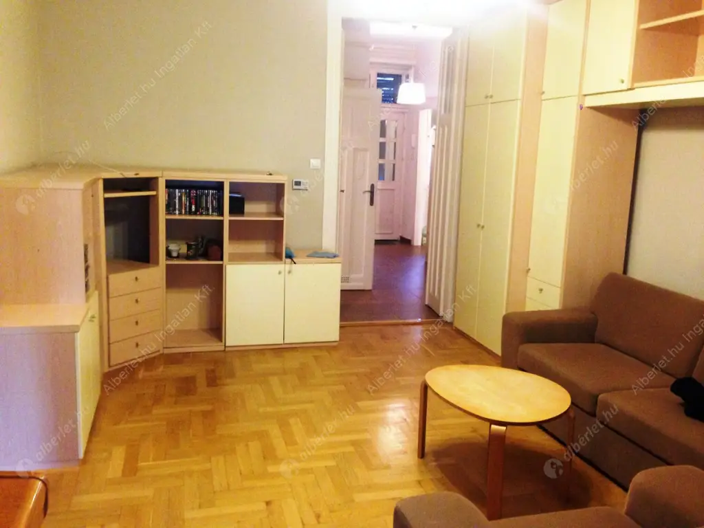 Kiadó albérlet 230000 Ft/hó áron: Budapest, XII. kerület  Királyhágó tér. Mérete: 69 nm, 2 szobás | Alberlet.hu - 6606951