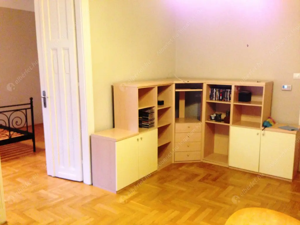 Kiadó albérlet 230000 Ft/hó áron: Budapest, XII. kerület  Királyhágó tér. Mérete: 69 nm, 2 szobás | Alberlet.hu - 6606952