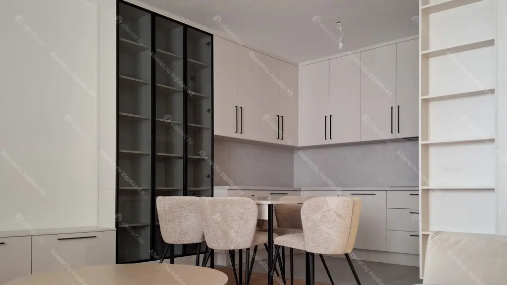 Kiadó albérlet 700000 Ft/hó áron: Budapest, XII. kerület  Királyhágó tér. Mérete: 70 nm, 3 szobás | Alberlet.hu - 6688414