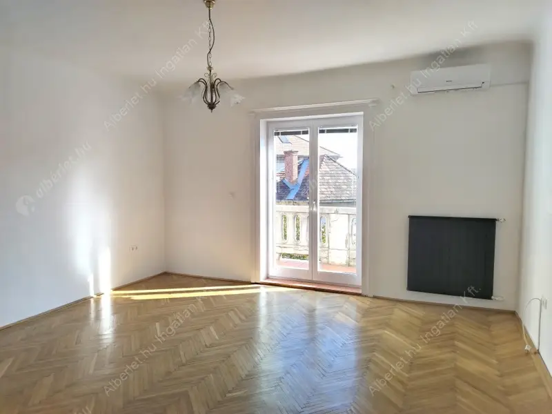 Kiadó albérlet 370000 Ft/hó áron: Budapest, XII. kerület  Kiss János altábornagy utca. Mérete: 87 nm, 3 szobás | Alberlet.hu - 6594029