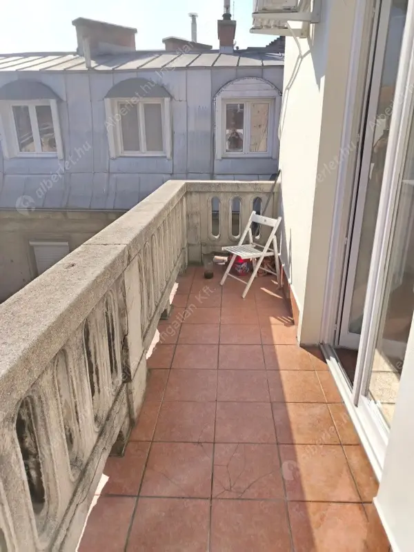 Kiadó albérlet 370000 Ft/hó áron: Budapest, XII. kerület  Kiss János altábornagy utca. Mérete: 87 nm, 3 szobás | Alberlet.hu - 6594030