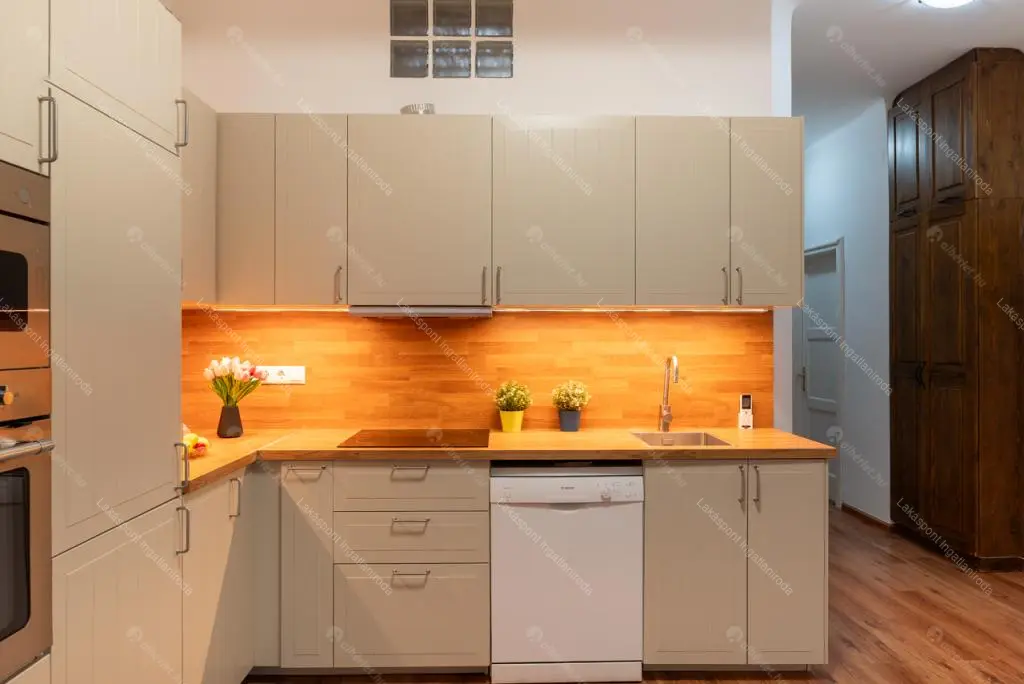 Kiadó albérlet 273000 Ft/hó áron: Budapest, XII. kerület  Kléh István utca. Mérete: 64 nm, 3 szobás | Alberlet.hu - 6647439