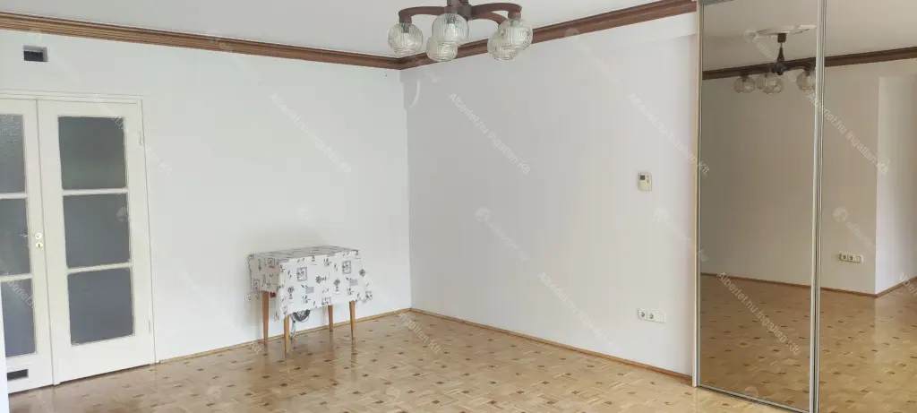 Kiadó albérlet 420000 Ft/hó áron: Budapest, XII. kerület  Kútvölgyi út. Mérete: 105 nm, 3 szobás | Alberlet.hu - 6639762