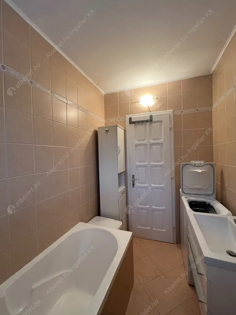 Kiadó albérlet 250000 Ft/hó áron: Budapest, XII. kerület  Lidérc utca. Mérete: 60 nm, 2 szobás | Alberlet.hu - 6589950