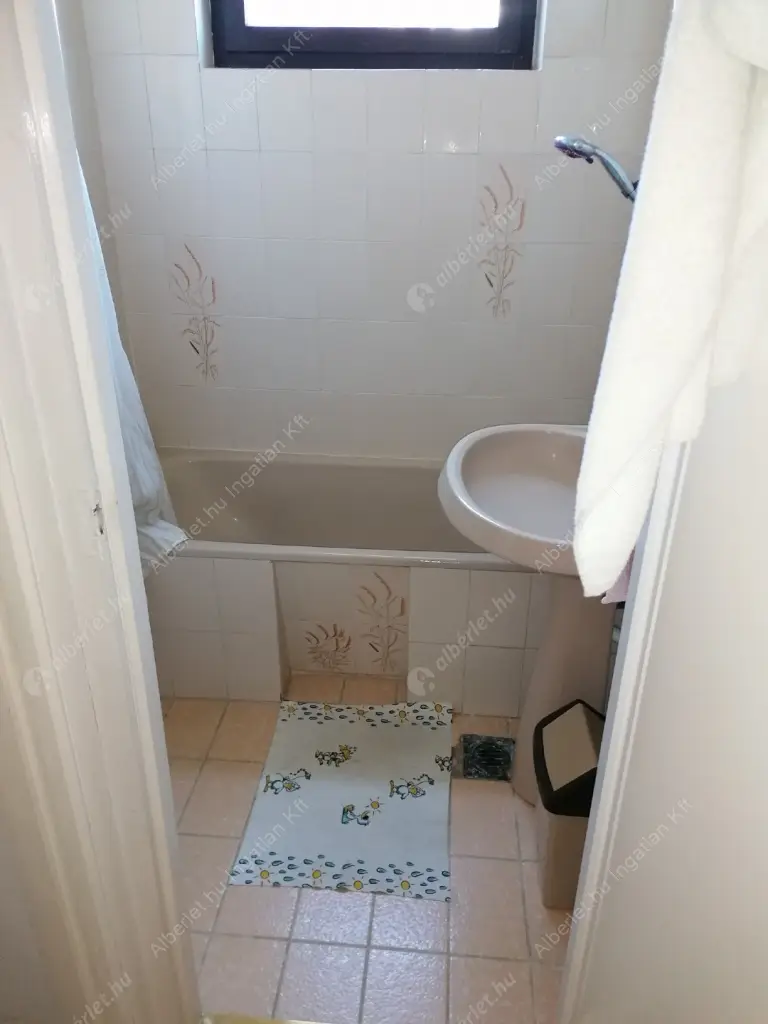 Kiadó albérlet 330000 Ft/hó áron: Budapest, XII. kerület  Lidérc utca. Mérete: 80 nm, 2 szobás | Alberlet.hu - 6566309