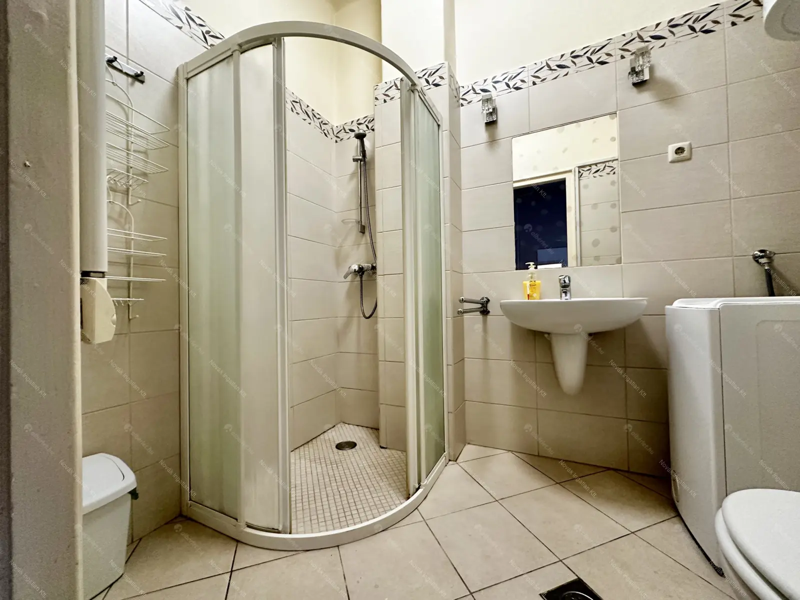 Kiadó albérlet 260000 Ft/hó áron: Budapest, XII. kerület  Magyar jakobinusok tere. Mérete: 54 nm, 2 szobás | Alberlet.hu - 6651066