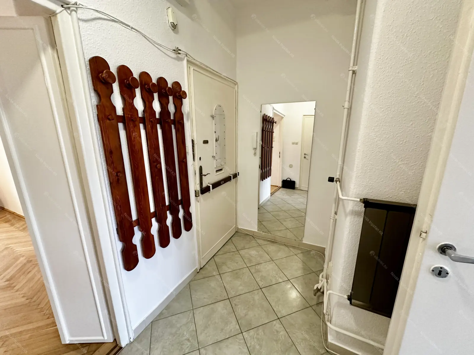 Kiadó albérlet 260000 Ft/hó áron: Budapest, XII. kerület  Magyar jakobinusok tere. Mérete: 54 nm, 2 szobás | Alberlet.hu - 6651075