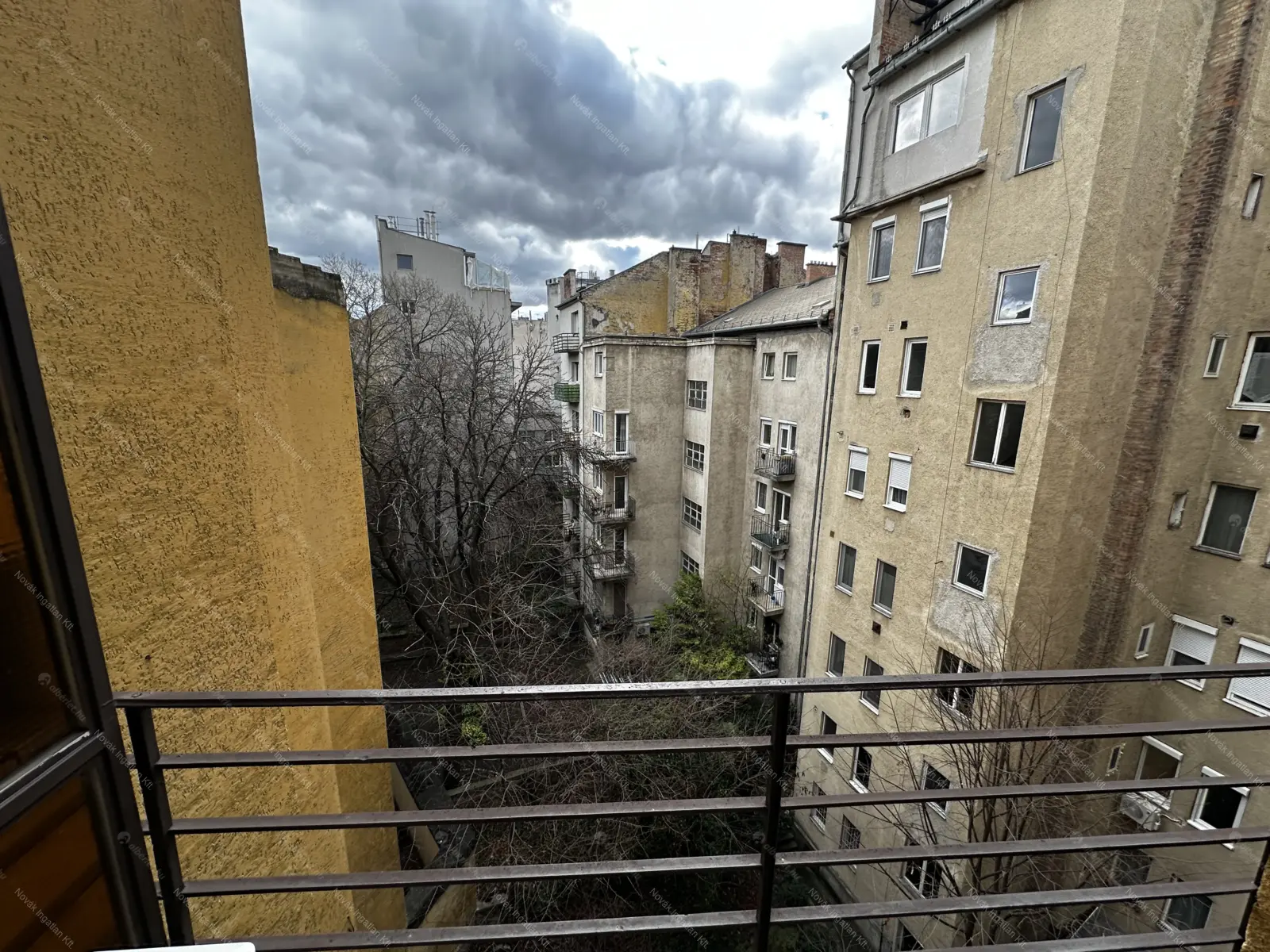 Kiadó albérlet 260000 Ft/hó áron: Budapest, XII. kerület  Magyar jakobinusok tere. Mérete: 54 nm, 2 szobás | Alberlet.hu - 6651076