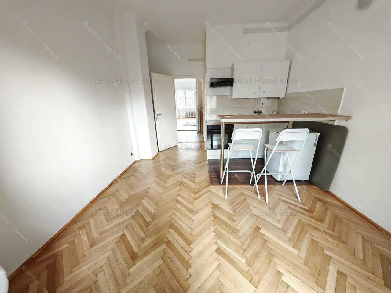 Kiadó albérlet 260000 Ft/hó áron: Budapest, XII. kerület  Magyar jakobinusok tere. Mérete: 54 nm, 2 szobás | Alberlet.hu - 6677351