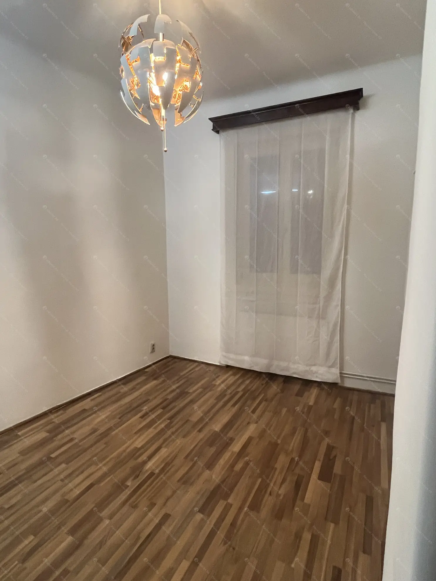 Kiadó albérlet 500000 Ft/hó áron: Budapest, XII. kerület  Maros utca. Mérete: 77 nm, 3 szobás | Alberlet.hu - 6604711