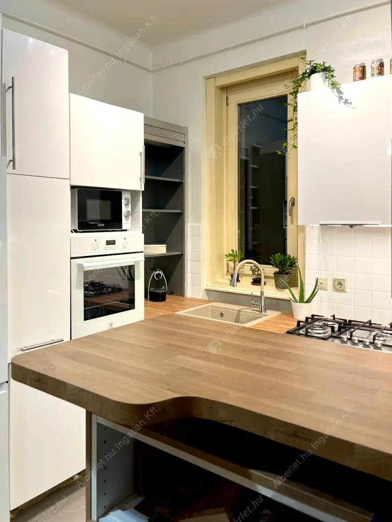 Kiadó albérlet 495000 Ft/hó áron: Budapest, XII. kerület  Maros utca. Mérete: 77 nm, 3 szobás | Alberlet.hu - 6596315