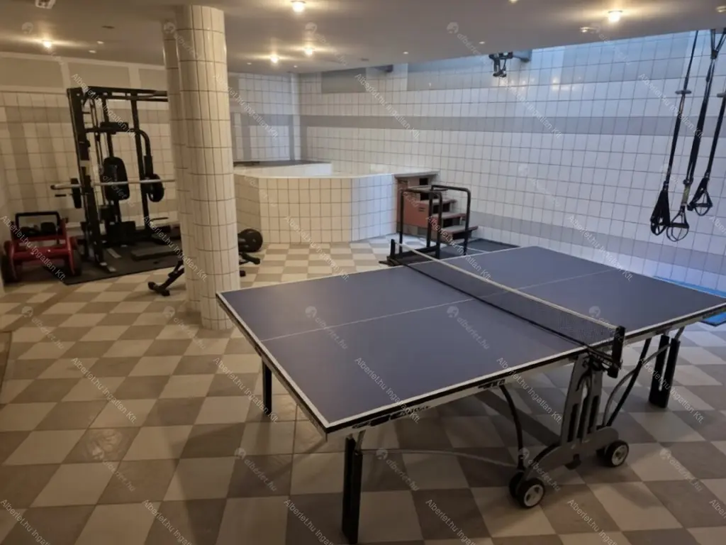 Kiadó albérlet 700000 Ft/hó áron: Budapest, XII. kerület  Mátyás király út. Mérete: 106 nm, 4 szobás | Alberlet.hu - 6677385