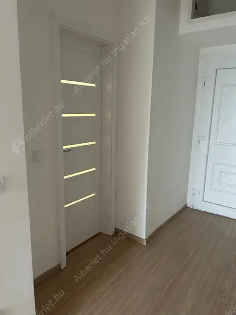 Kiadó albérlet 200000 Ft/hó áron: Budapest, XII. kerület  Melinda út. Mérete: 28 nm, 1 szobás | Alberlet.hu - 6638456