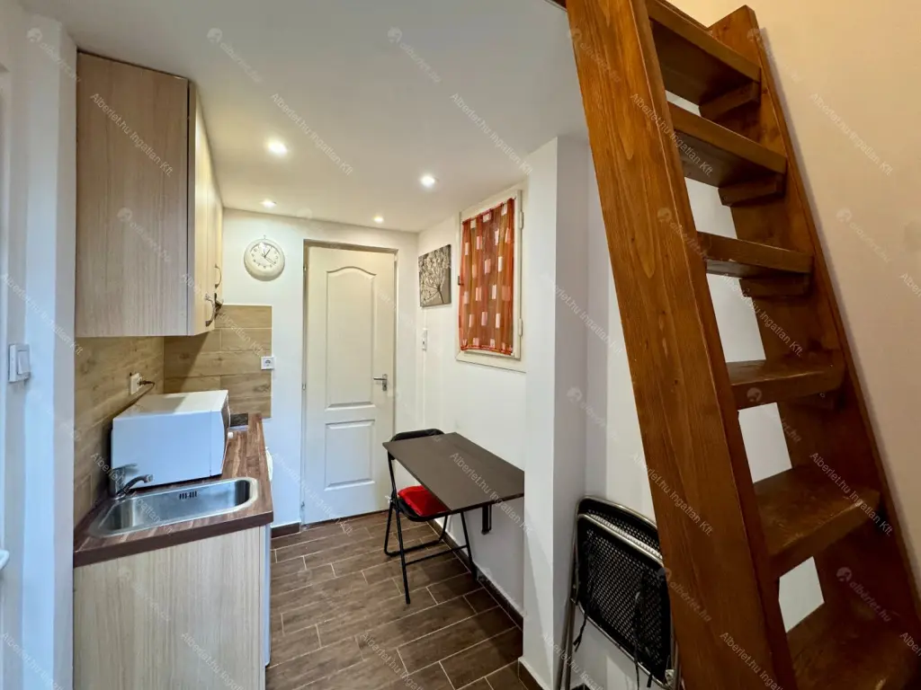 Kiadó albérlet 120000 Ft/hó áron: Budapest, XII. kerület  Melinda út. Mérete: 8 nm, 1 szobás | Alberlet.hu - 6698395