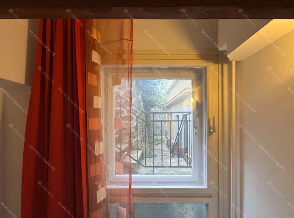 Kiadó albérlet 120000 Ft/hó áron: Budapest, XII. kerület  Melinda út. Mérete: 8 nm, 1 szobás | Alberlet.hu - 6698403