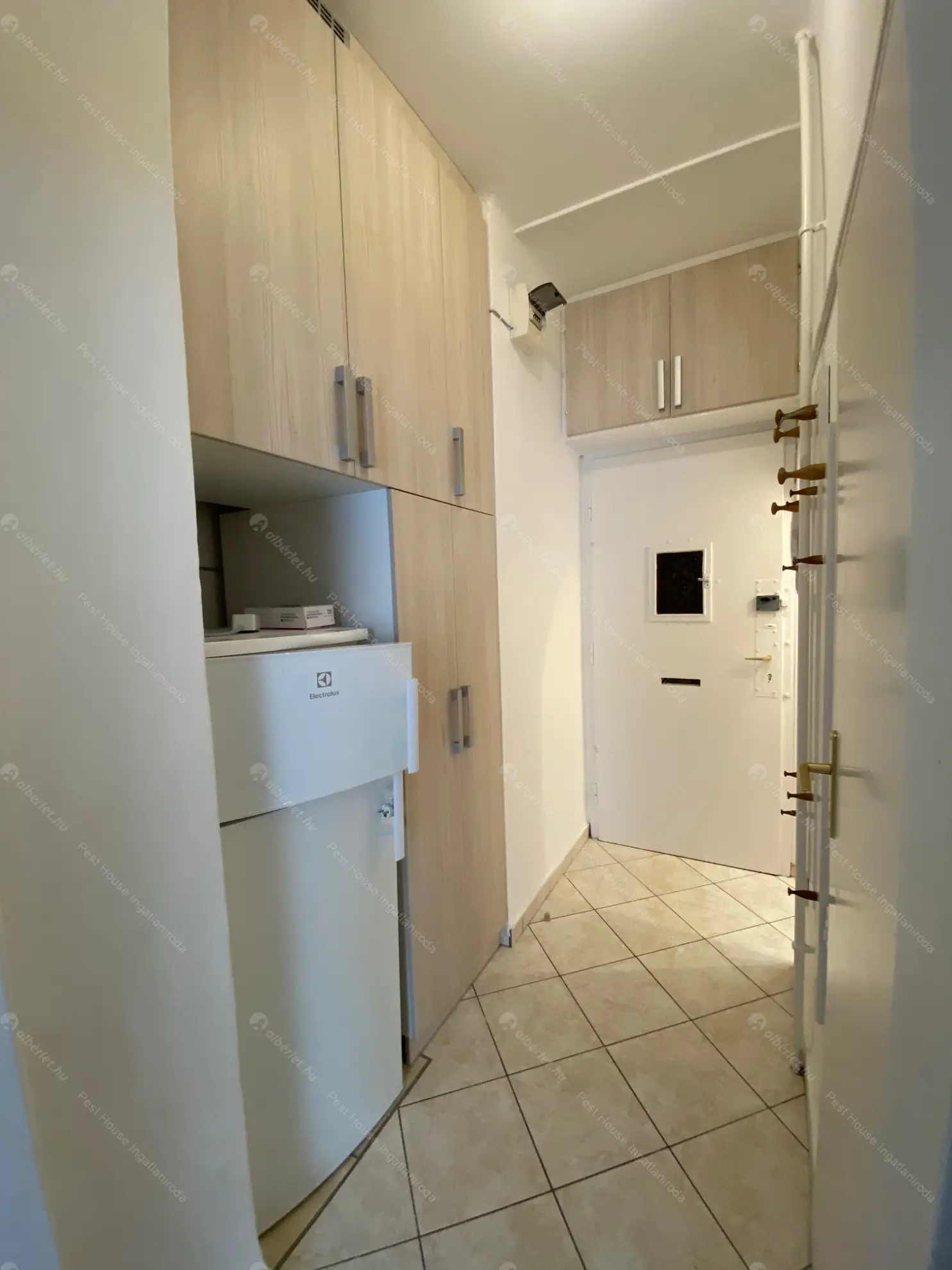 Kiadó albérlet 190000 Ft/hó áron: Budapest, XII. kerület  Nagyenyed utca. Mérete: 30 nm, 1 szobás | Alberlet.hu - 6588841