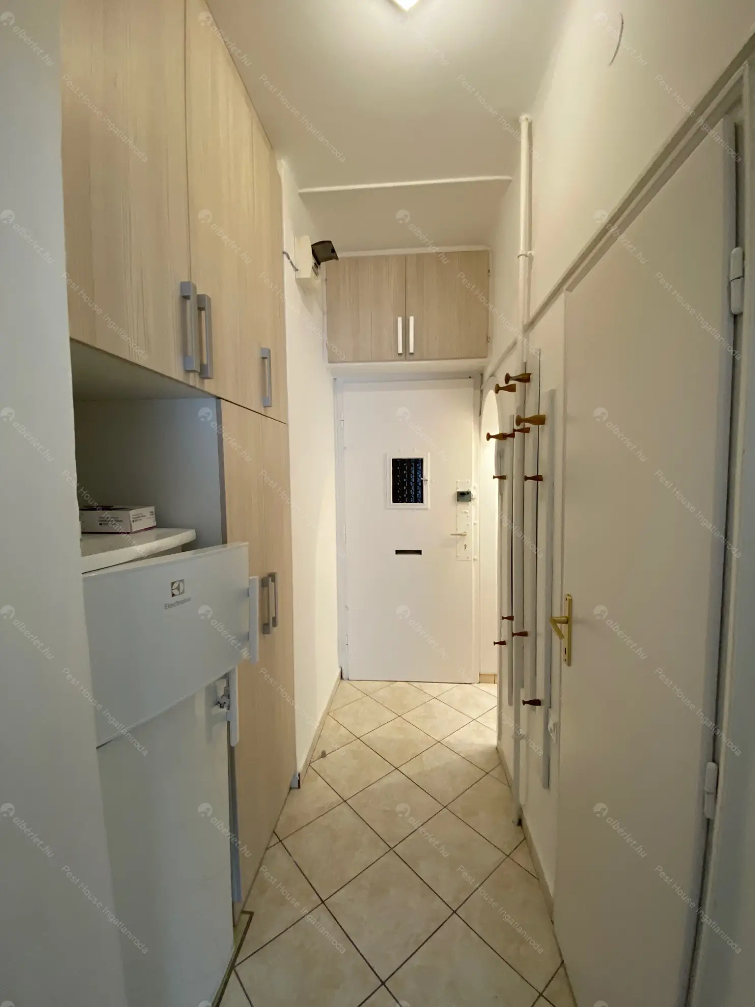 Kiadó albérlet 190000 Ft/hó áron: Budapest, XII. kerület  Nagyenyed utca. Mérete: 30 nm, 1 szobás | Alberlet.hu - 6588842