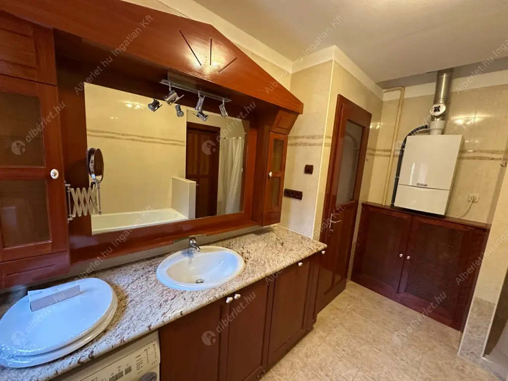 Kiadó albérlet 450000 Ft/hó áron: Budapest, XII. kerület  Nagysalló utca. Mérete: 96 nm, 3 szobás | Alberlet.hu - 6587377