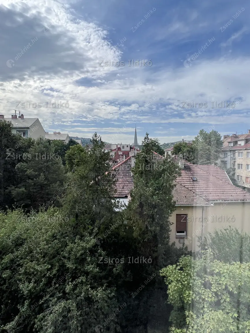 Kiadó albérlet 270000 Ft/hó áron: Budapest, XII. kerület  Németvölgy . Mérete: 65 nm, 2 szobás | Alberlet.hu - 6486578