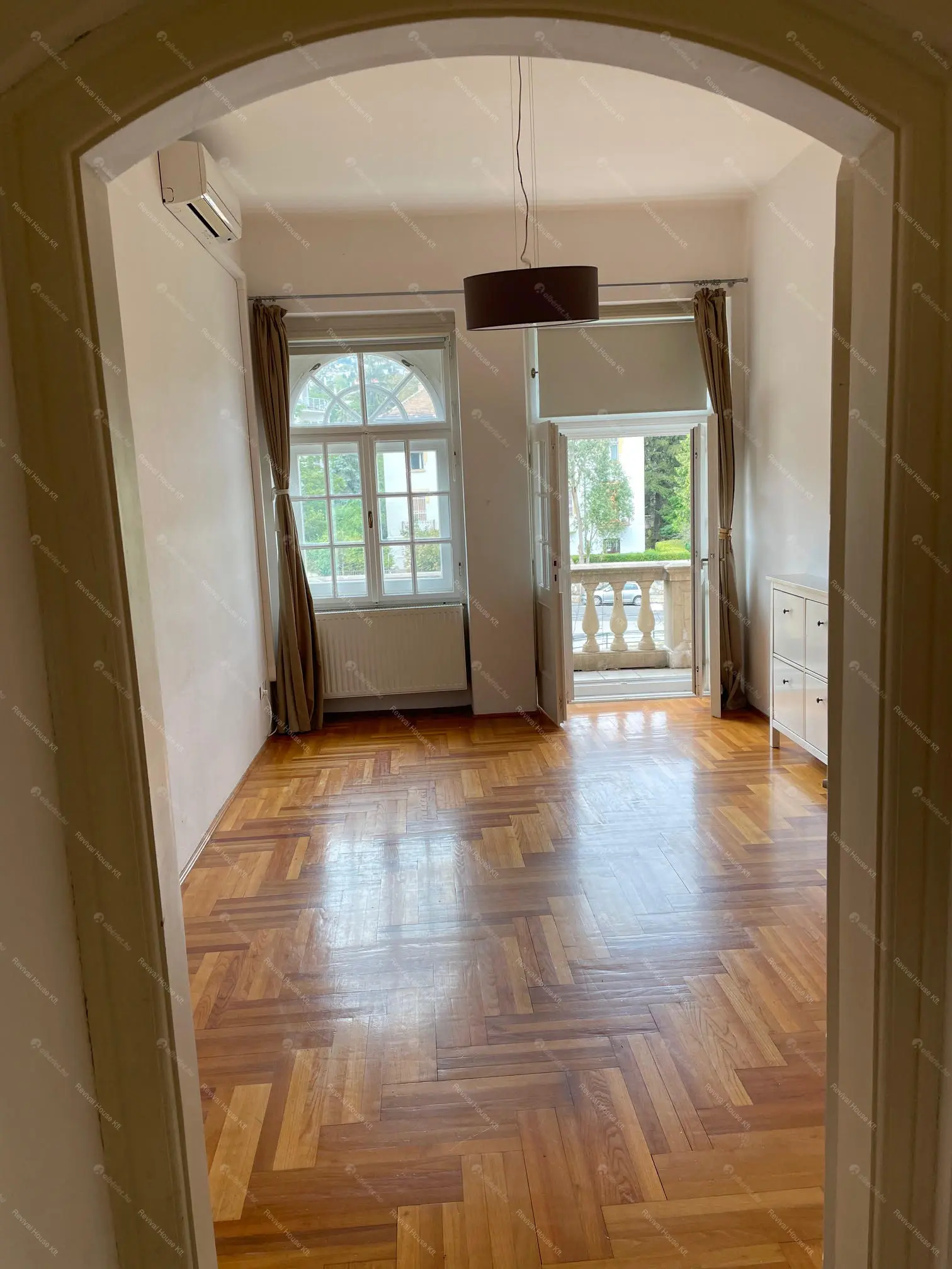 Kiadó albérlet 760000 Ft/hó áron: Budapest, XII. kerület  Németvölgyi út. Mérete: 128 nm, 5 szobás | Alberlet.hu - 6702814