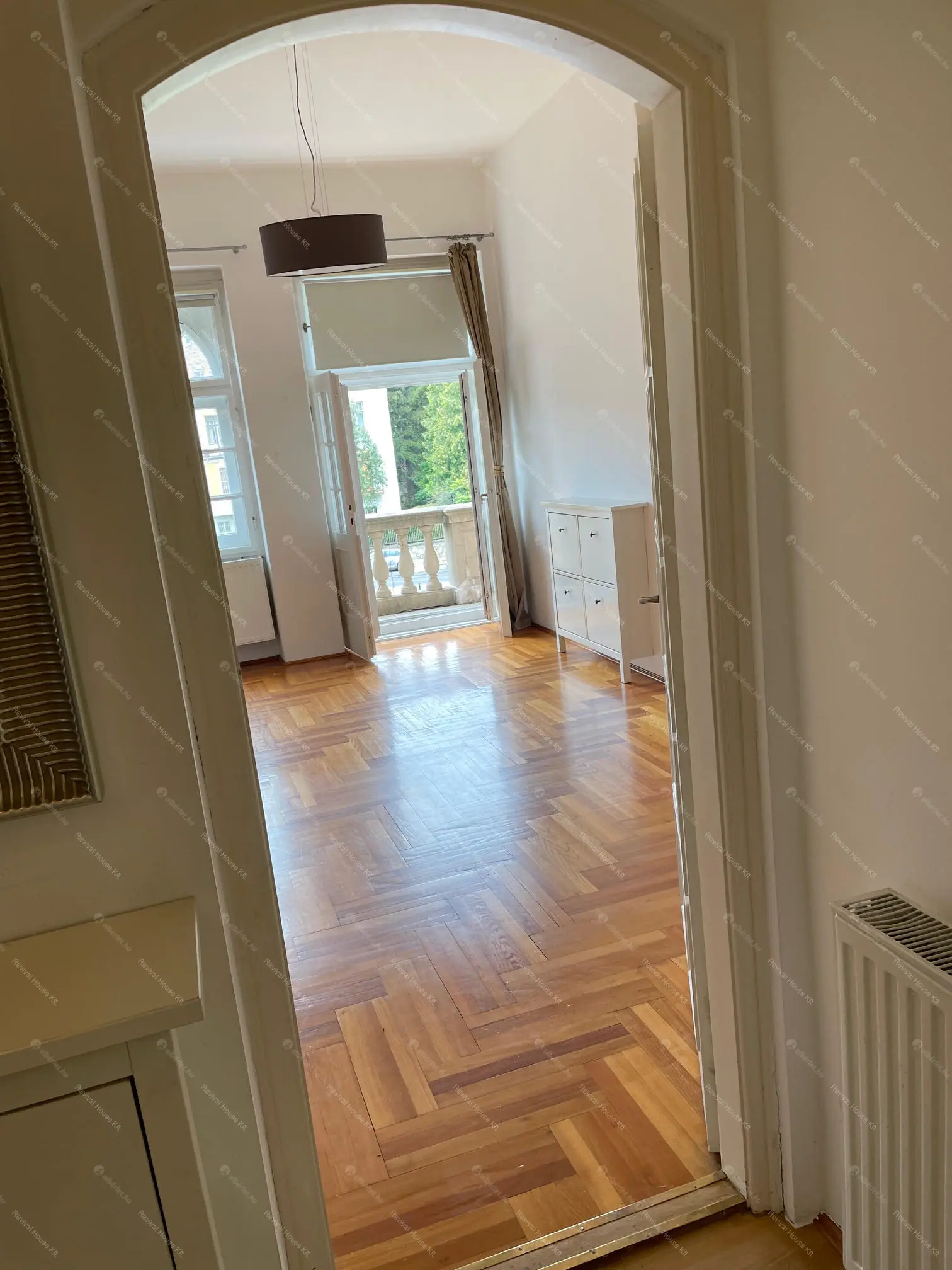 Kiadó albérlet 760000 Ft/hó áron: Budapest, XII. kerület  Németvölgyi út. Mérete: 128 nm, 5 szobás | Alberlet.hu - 6702817