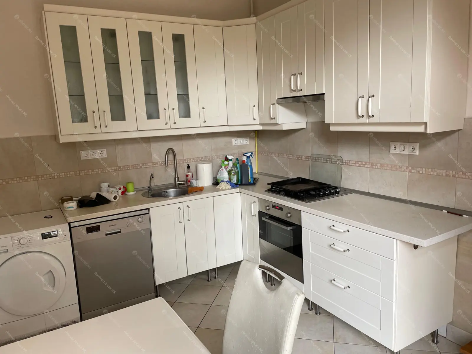 Kiadó albérlet 760000 Ft/hó áron: Budapest, XII. kerület  Németvölgyi út. Mérete: 128 nm, 5 szobás | Alberlet.hu - 6702818