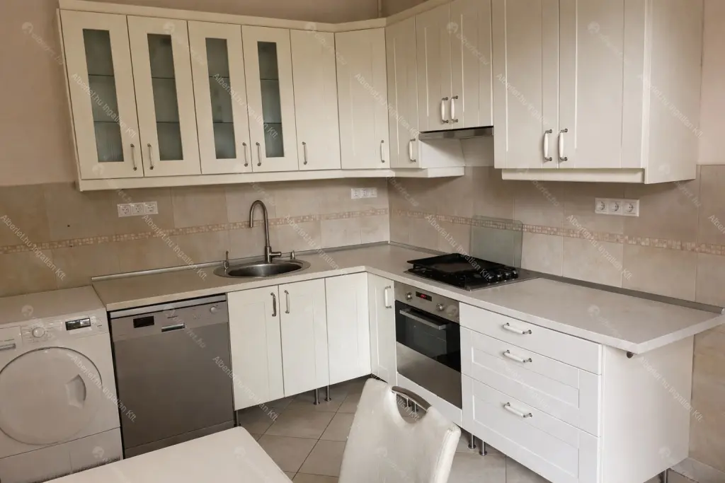 Kiadó albérlet 760000 Ft/hó áron: Budapest, XII. kerület  Németvölgyi út. Mérete: 128 nm, 5 szobás | Alberlet.hu - 6704102