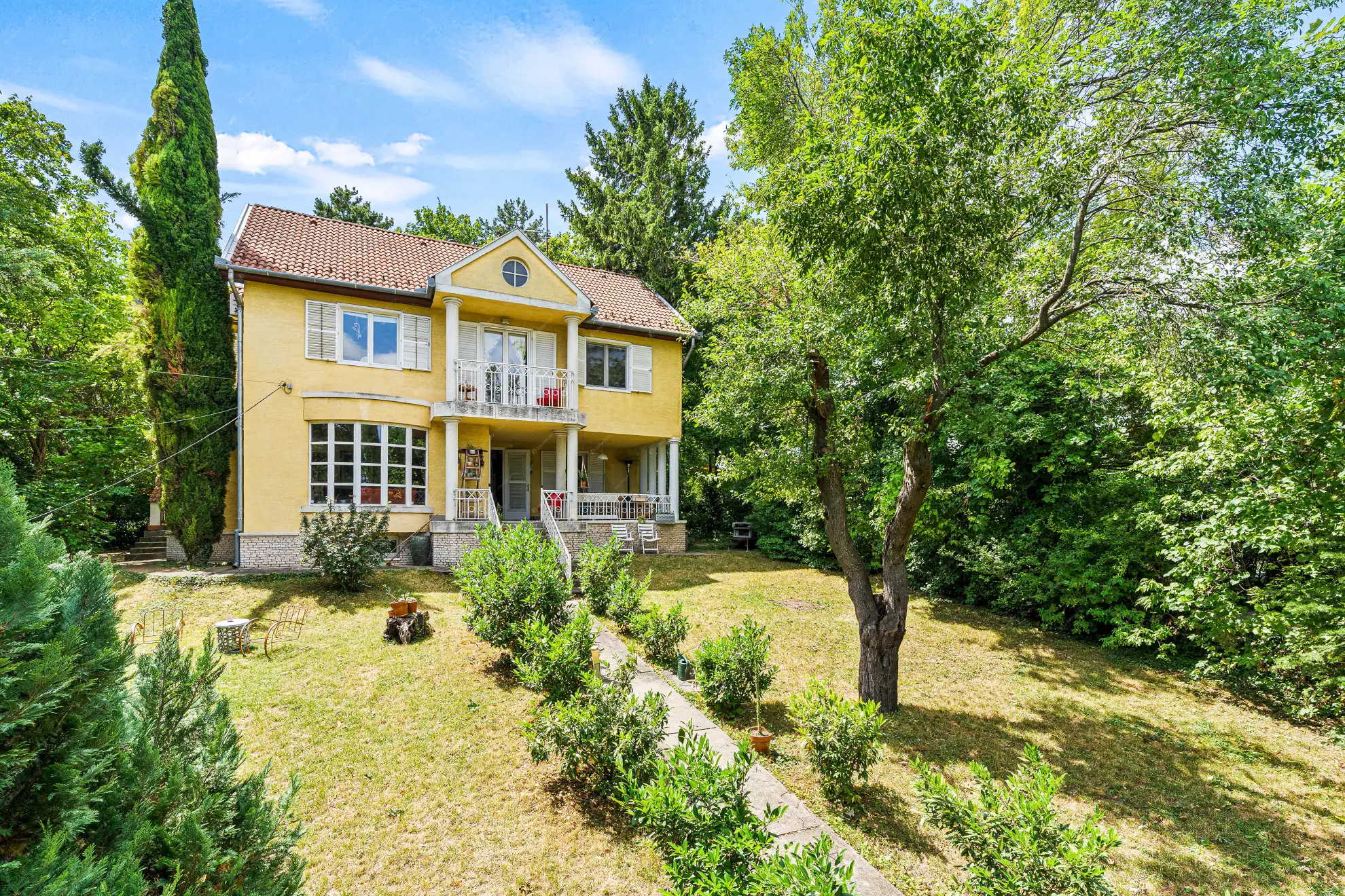 Kiadó albérlet 1235000 Ft/hó áron: Budapest, XII. kerület  Nógrádi utca. Mérete: 220 nm, 6 szobás | Alberlet.hu - 6627402