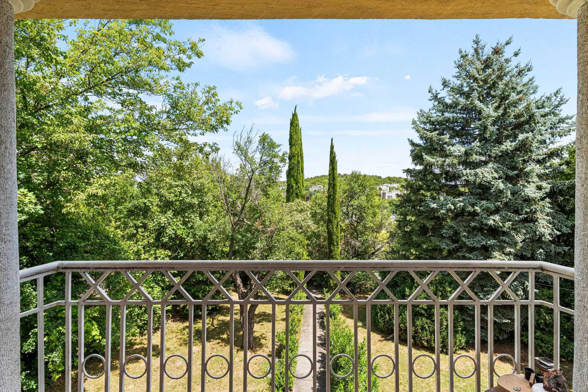 Kiadó albérlet 1235000 Ft/hó áron: Budapest, XII. kerület  Nógrádi utca. Mérete: 220 nm, 6 szobás | Alberlet.hu - 6627417