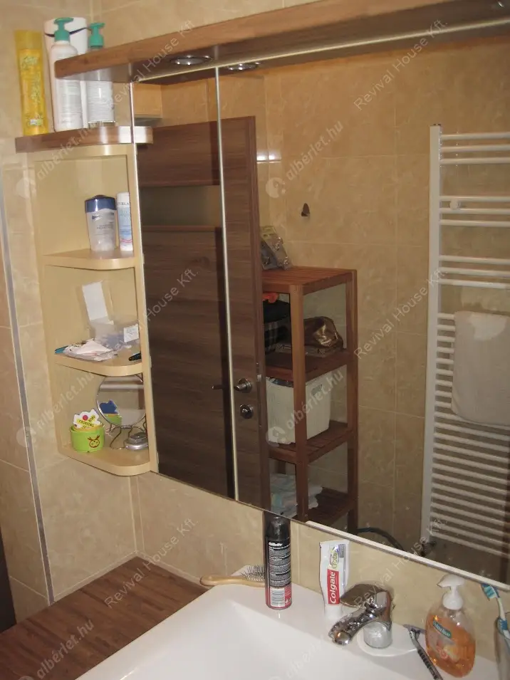 Kiadó albérlet 650000 Ft/hó áron: Budapest, XII. kerület  Óra út. Mérete: 80 nm, 3 szobás | Alberlet.hu - 6581450