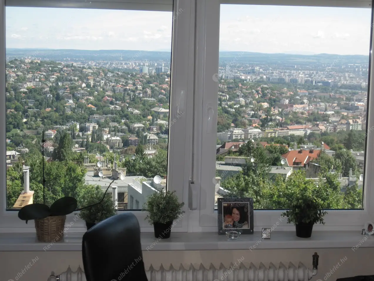 Kiadó albérlet 650000 Ft/hó áron: Budapest, XII. kerület  Óra út. Mérete: 80 nm, 3 szobás | Alberlet.hu - 6581454