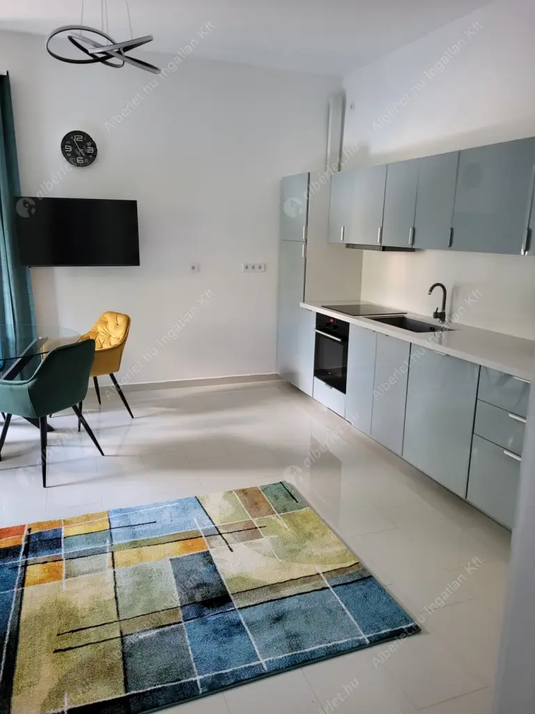 Kiadó albérlet 460000 Ft/hó áron: Budapest, XII. kerület  Orbánhegyi út. Mérete: 68 nm, 2 szobás | Alberlet.hu - 6585992