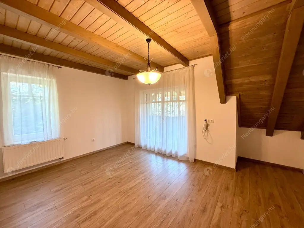 Kiadó albérlet 600000 Ft/hó áron: Budapest, XII. kerület  Szanatórium utca. Mérete: 152 nm, 5 szobás | Alberlet.hu - 6535246