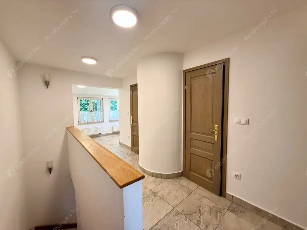 Kiadó albérlet 600000 Ft/hó áron: Budapest, XII. kerület  Szanatórium utca. Mérete: 152 nm, 5 szobás | Alberlet.hu - 6535249
